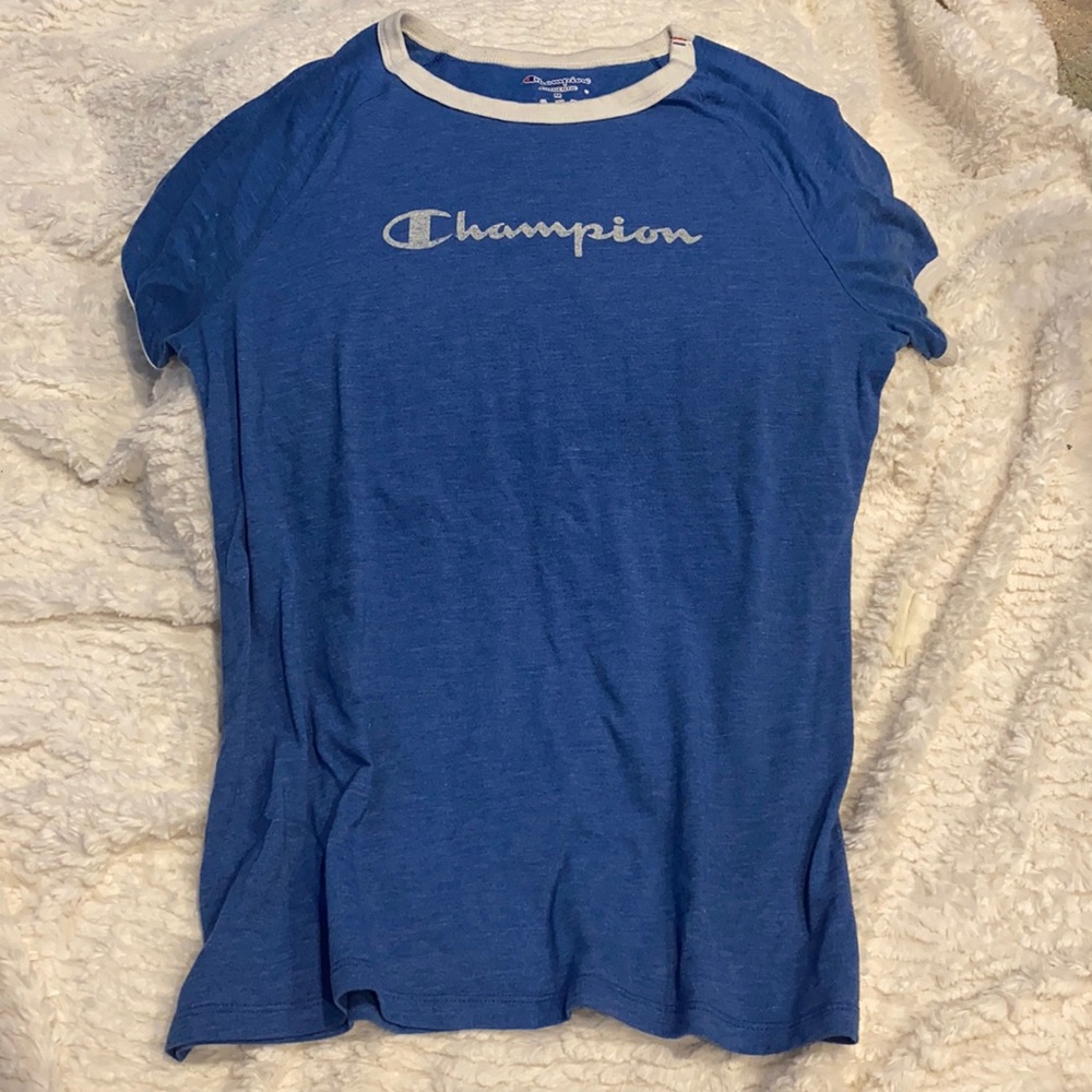 Champion t-shirt